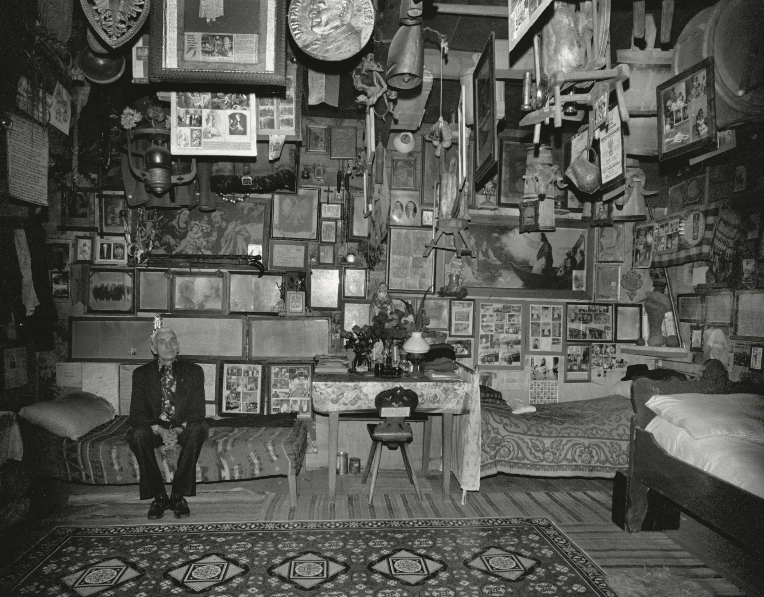 Audio Descriptions: Zofia Rydet | The Photographers Gallery